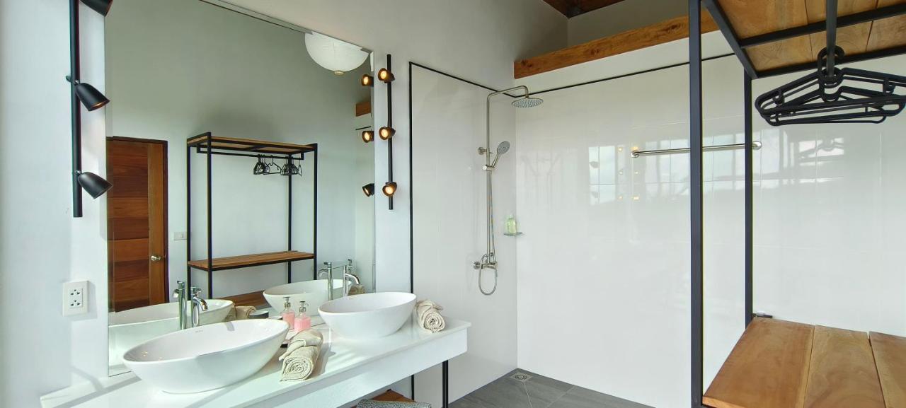 Villa On The Rock - 360 Bay View Thongsala Exterior foto